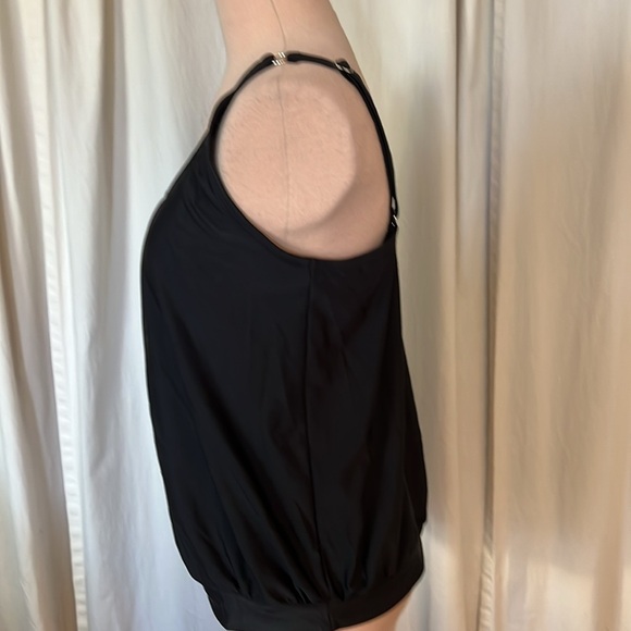 Adjustable Strap Built In Bra Black Tank Top Swim Top Only - Picture 2 of 9